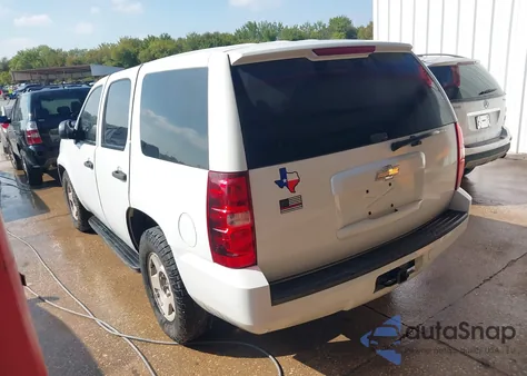 2010 Chevrolet Tahoe Ls z USA, uszkodzony, nr VIN 1GNMCAE05AR233898